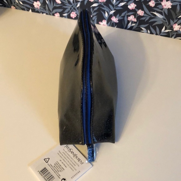 YSL sparking patent makeup bag - Picture 6 of 6